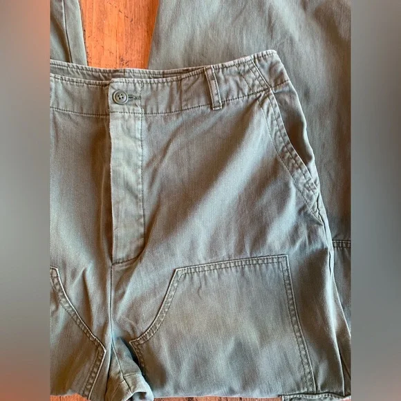 Universal Thread Wide Leg Pants in Olive Green Cargo Pants - Picture 3 of 13